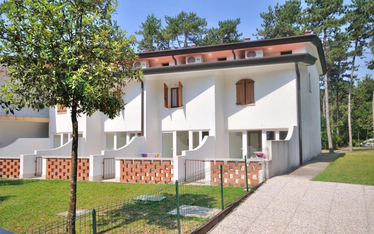 Villaggio Delfino Bibione Exterior photo